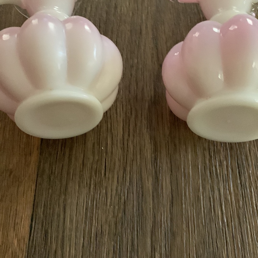 2 Fenton pair of pink & silver crest pitcher melon style and beautiful pink - Picture 3 of 5